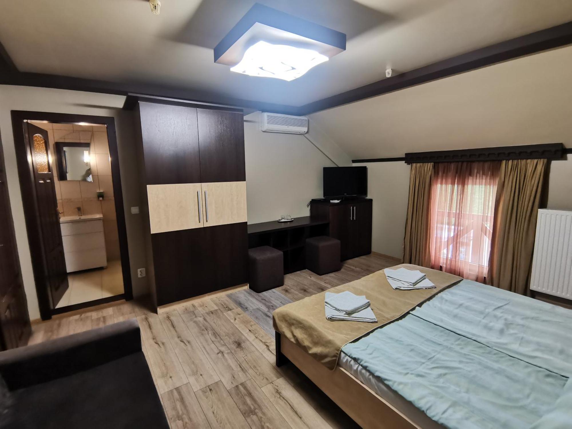 Hotel Three Aces Velyka Dobron Zimmer foto
